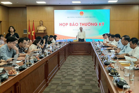 <a href="/xuat-khau" title="Xuất khẩu" rel="dofollow">Xuất khẩu</a>