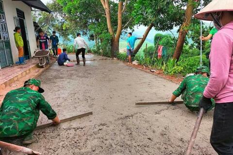 <a href="/nong-thon-moi" title="Nông thôn mới" rel="dofollow">Nông thôn mới</a>