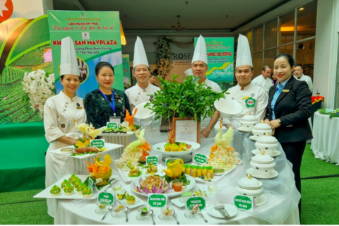 <a href="/nong-thon-moi" title="Nông thôn mới" rel="dofollow">Nông thôn mới</a>