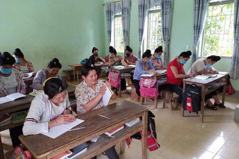 <a href="/nong-thon-moi" title="Nông thôn mới" rel="dofollow">Nông thôn mới</a>