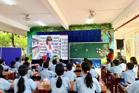 <a href="/nong-thon-moi" title="Nông thôn mới" rel="dofollow">Nông thôn mới</a>