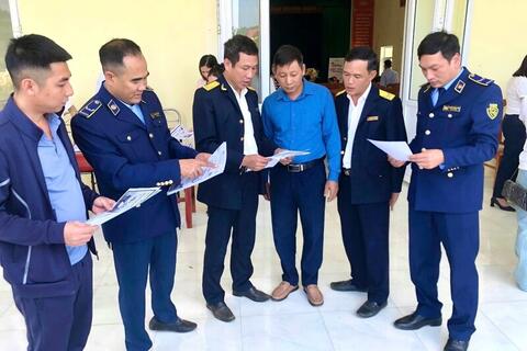 <a href="/tong-hop" title="Tổng hợp" rel="dofollow">Tổng hợp</a>