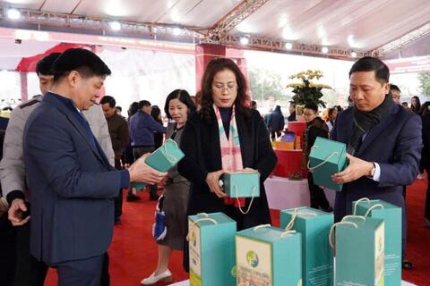 <a href="/nong-nghiep" title="Nông nghiệp" rel="dofollow">nông nghiệp</a>