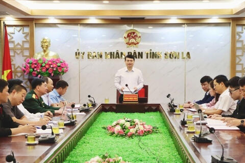 <a href="/nong-thon-moi" title="Nông thôn mới" rel="dofollow">Nông thôn mới</a>