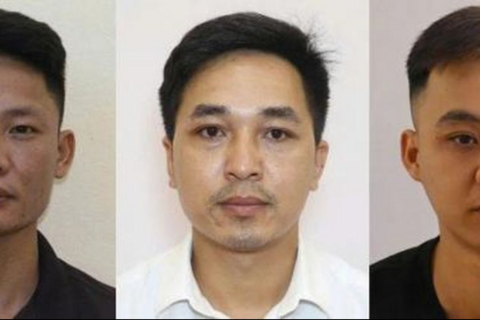 <a href="/tong-hop" title="Tổng hợp" rel="dofollow">Tổng hợp</a>