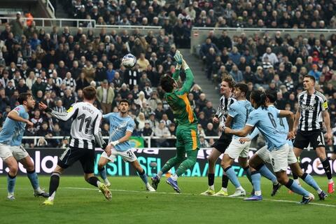 <a href="/tong-hop" title="Tổng hợp" rel="dofollow">Tổng hợp</a>