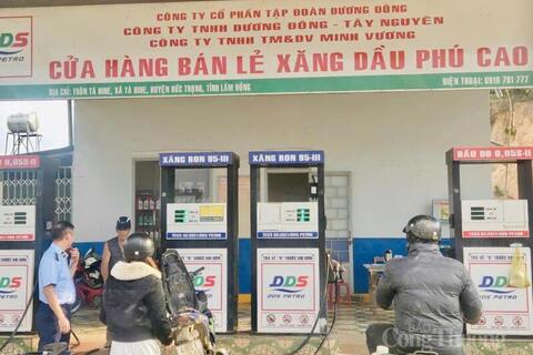 <a href="/tong-hop" title="Tổng hợp" rel="dofollow">Tổng hợp</a>