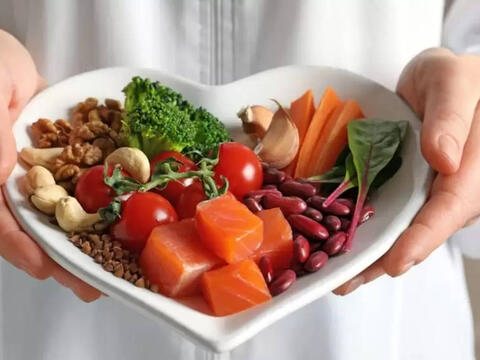 4 mẹo giảm mỡ máu hữu ích với mọi nhà