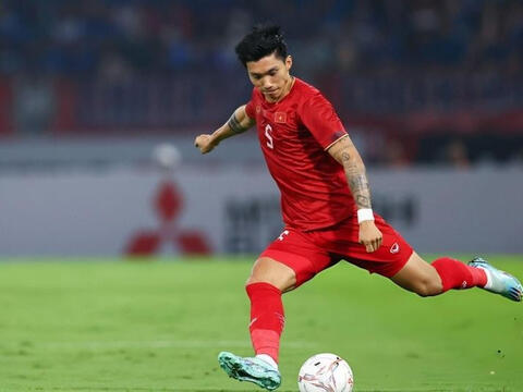 Truyền thông khu vực gọi Đoàn Văn Hậu là ‘cơn ác mộng của Đông Nam Á’