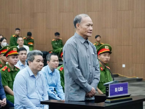 Doanh nghiệp khai chi tiền để 'trúng thầu'