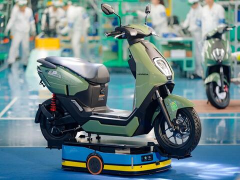 Giá xe máy điện Honda ICON e: giảm sâu về mốc hơn 20 triệu đồng