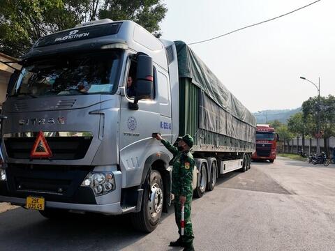 Lạng Sơn: Siết chặt kiếm soát chống buôn lậu từ cơ sở