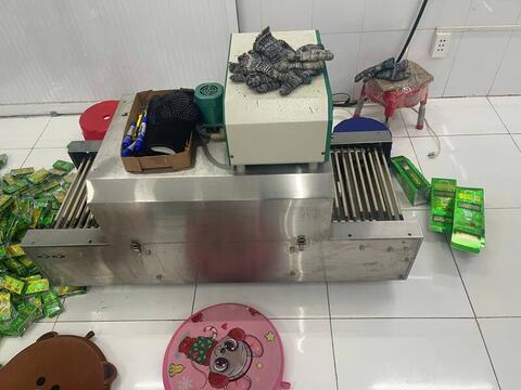 Tây Ninh: Phát hiện cơ sở sản xuất dầu gió giả quy mô lớn