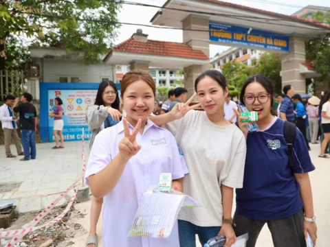 Nhiều trường vùng cao Tuyên Quang bứt phá điểm trung bình trong Kỳ thi tốt nghiệp THPT