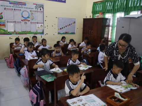 Đồng Tháp triển khai chính sách miễn phí sách giáo khoa và hỗ trợ đầu năm học