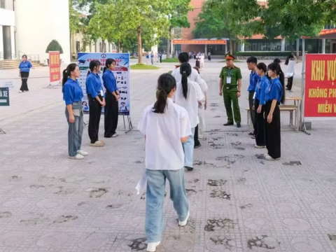 Phụ huynh, học sinh cảnh giác giấy báo trúng tuyển nhập học giả
