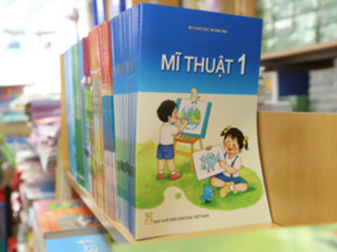 Triển khai đồng loạt các giải pháp điều tiết khẩn cấp gỡ 'sốt sách' cục bộ