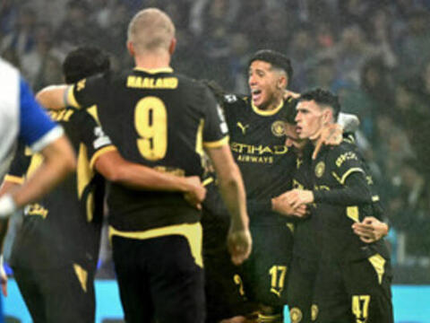 Haaland vượt huyền thoại, Man City thắng trận mở màn Champions League
