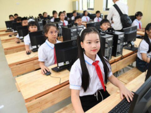 Dạy AI từ lớp 1 cần có lộ trình và thầy cô kiểm soát