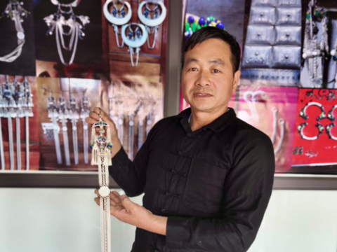 Lai Châu: Giữ nghề bạc truyền thống, tạo sinh kế bền vững