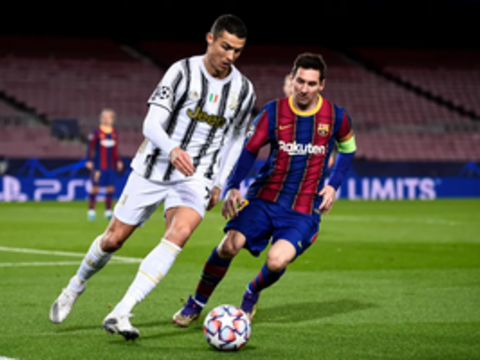 Ronaldo làm điều đặc biệt với Messi