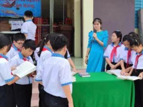 Giáo dục bắt buộc: 'Cú hích' nâng cao mặt bằng học vấn