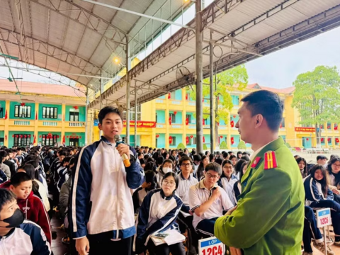 Xây dựng trường học không khói thuốc: Thầy trò cùng nỗ lực