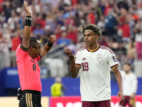 Tây Ban Nha hạ Pháp, vào chung kết World Cup sau 16 năm