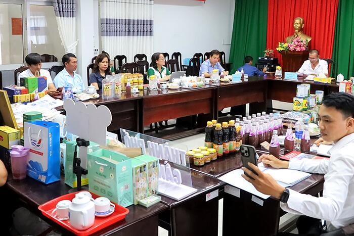 Kết nối sản phẩm đặc trưng, sản phẩm OCOP của TP Cần Thơ vào hệ thống siêu thị Tứ Sơn 
