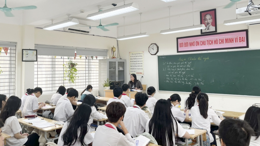 Học sinh nhận Giấy chứng nhận tốt nghiệp Trung học cơ sở tạm thời trước 21/5