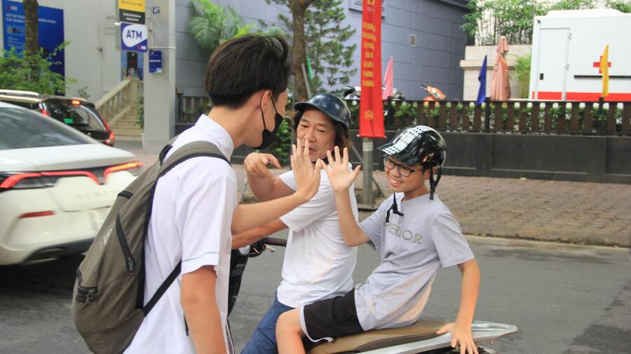 Hà Nội: Thí sinh hồi hộp bước vào môn thi Ngữ Văn