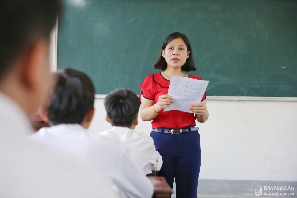 Nghệ An: Gian nan 'cuộc đua' vào lớp 10 công lập