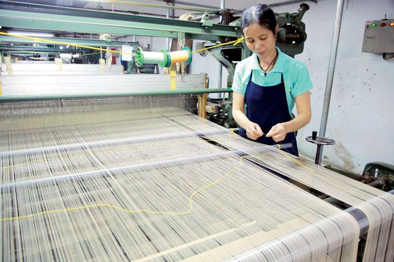 Giá trị sản xuất công nghiệp năm 2021 tăng 10,7% so với cùng kỳ năm trước và đạt 103,8% kế hoạch năm