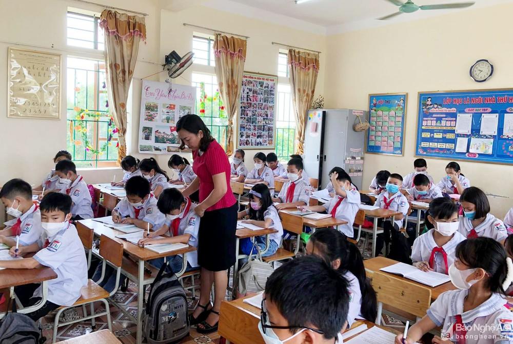 Chuyện cô giáo U50 đạt thủ khoa Kỳ thi giáo viên chủ nhiệm giỏi ở Nghệ An