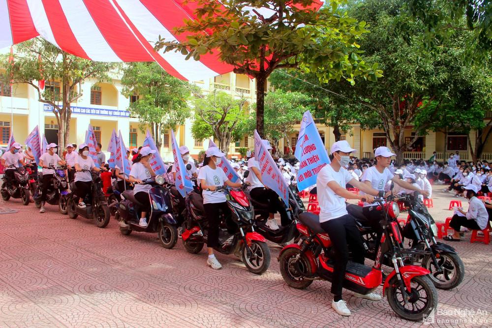 Nghệ An phát động phong trào sử dụng năng lượng tiết kiệm và hiệu quả trong trường học