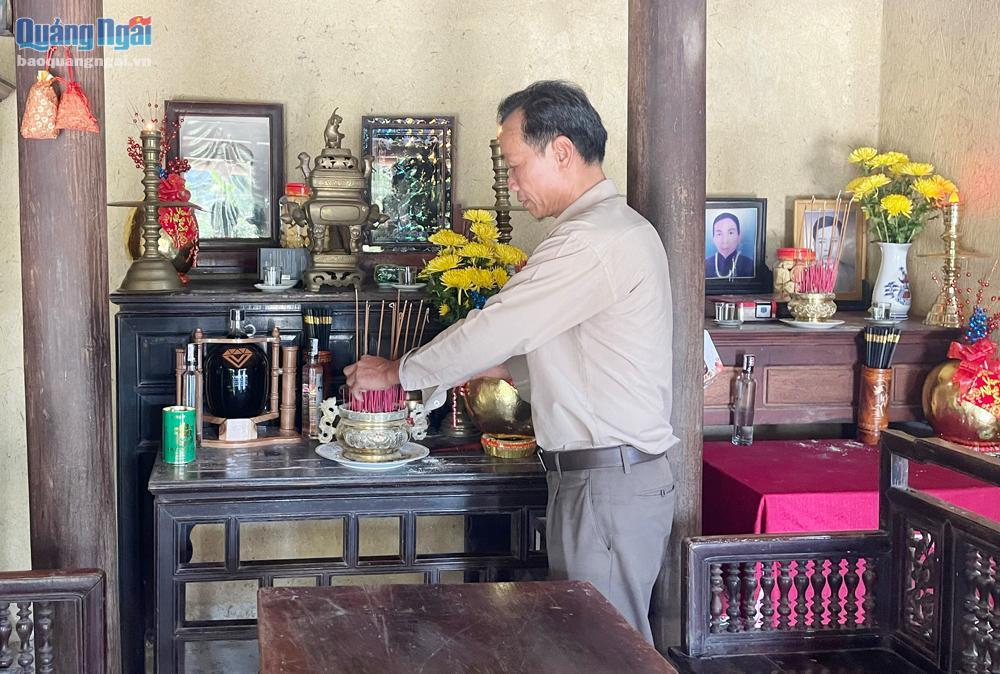Ông Nguyễn Lãnh trông coi Khu di tích Trụ sở Ủy ban Kháng chiến hành chính Nam Trung Bộ (Nghĩa Hành), chỉ được nhận hỗ trợ 1 triệu đồng/tháng.