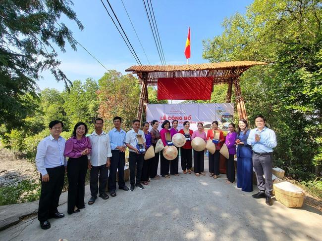 “Bệ phóng” giúp nông nghiệp đô thị tăng tốc - Ảnh 1.