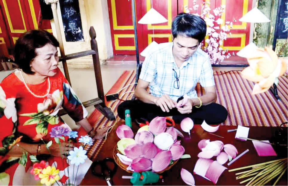 Khai thác thế mạnh làng nghề