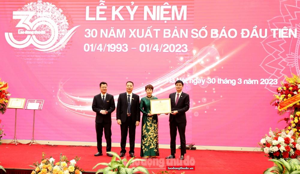 Báo Lao động Thủ đô long trọng kỷ niệm 30 năm ngày xuất bản số báo đầu tiên