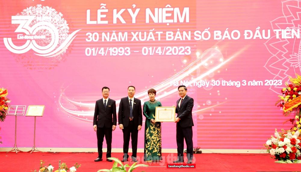 Báo Lao động Thủ đô long trọng kỷ niệm 30 năm ngày xuất bản số báo đầu tiên