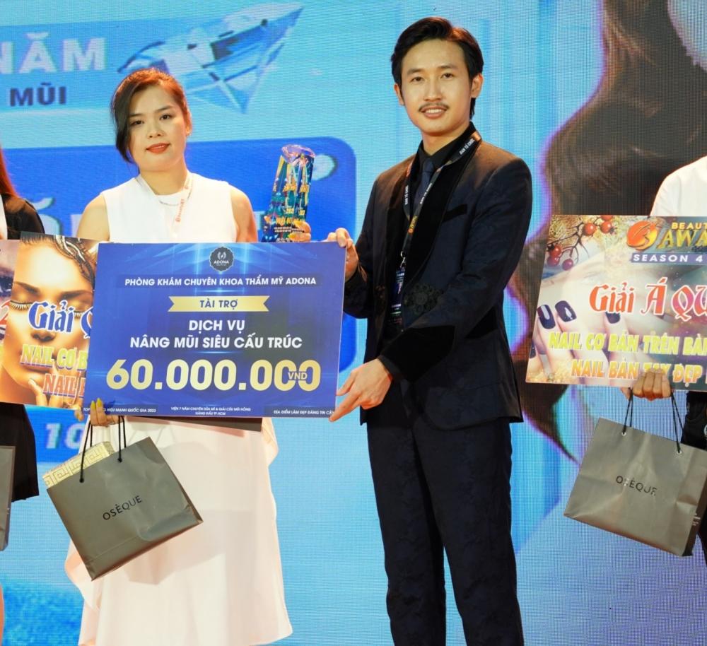 Thẩm mỹ viện Adona vinh dự là nhà tài trợ cho hội thi Beauty JET Awards