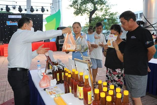 Phien cho ket noi san pham cua dong bao dan toc mien nui toi nguoi tieu dung Quang Ngai hinh anh 2