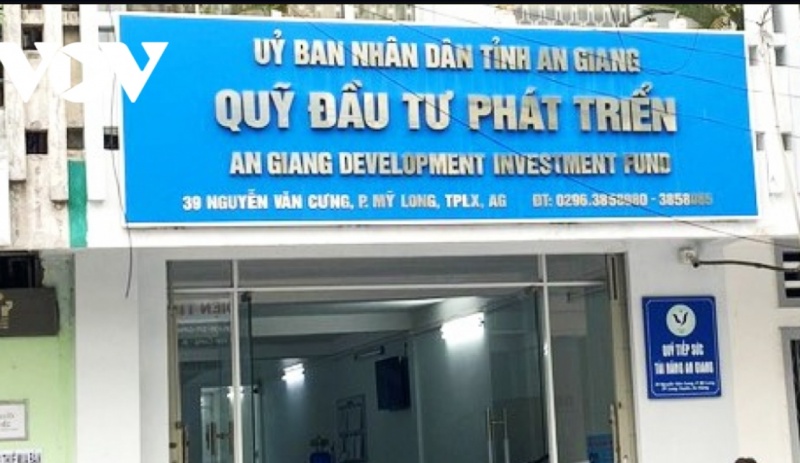 Điểm tin Công Thương-Pháp luật 25/10: Cưỡng chế thuế Công ty Đông Hải; Kỷ luật Giám đốc Quỹ Đầu tư phát triển