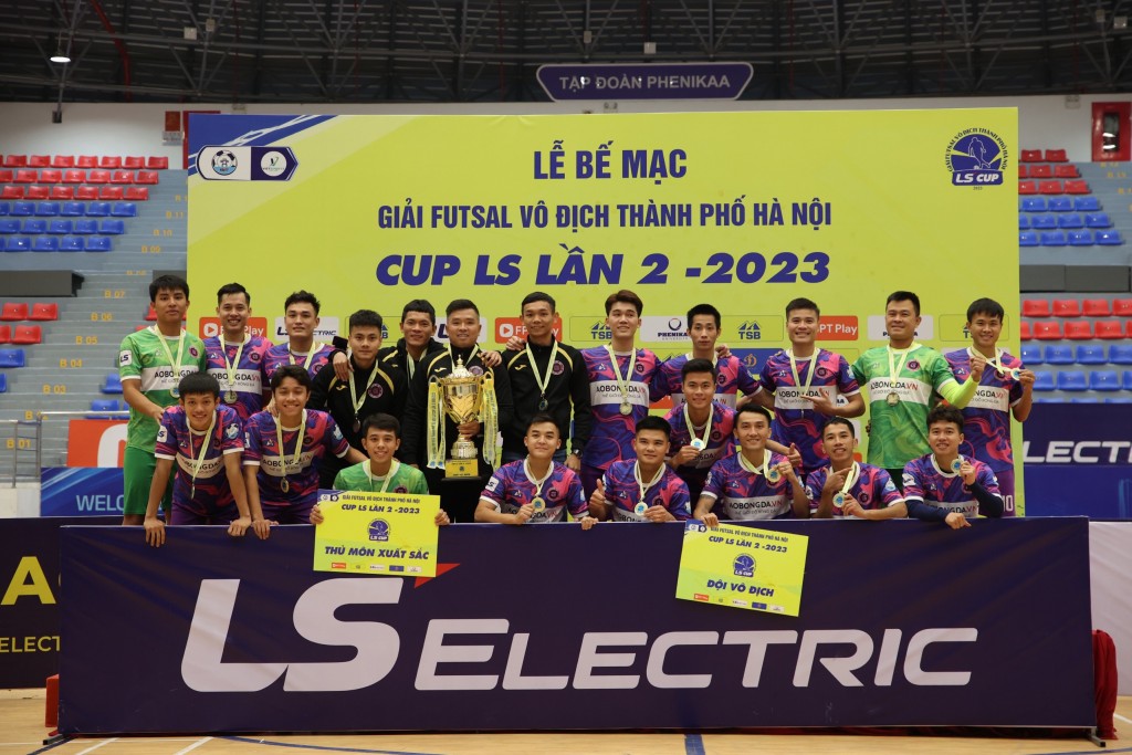 Đội GMETA FC vô địch giải Futsal thành phố Hà Nội cúp LS