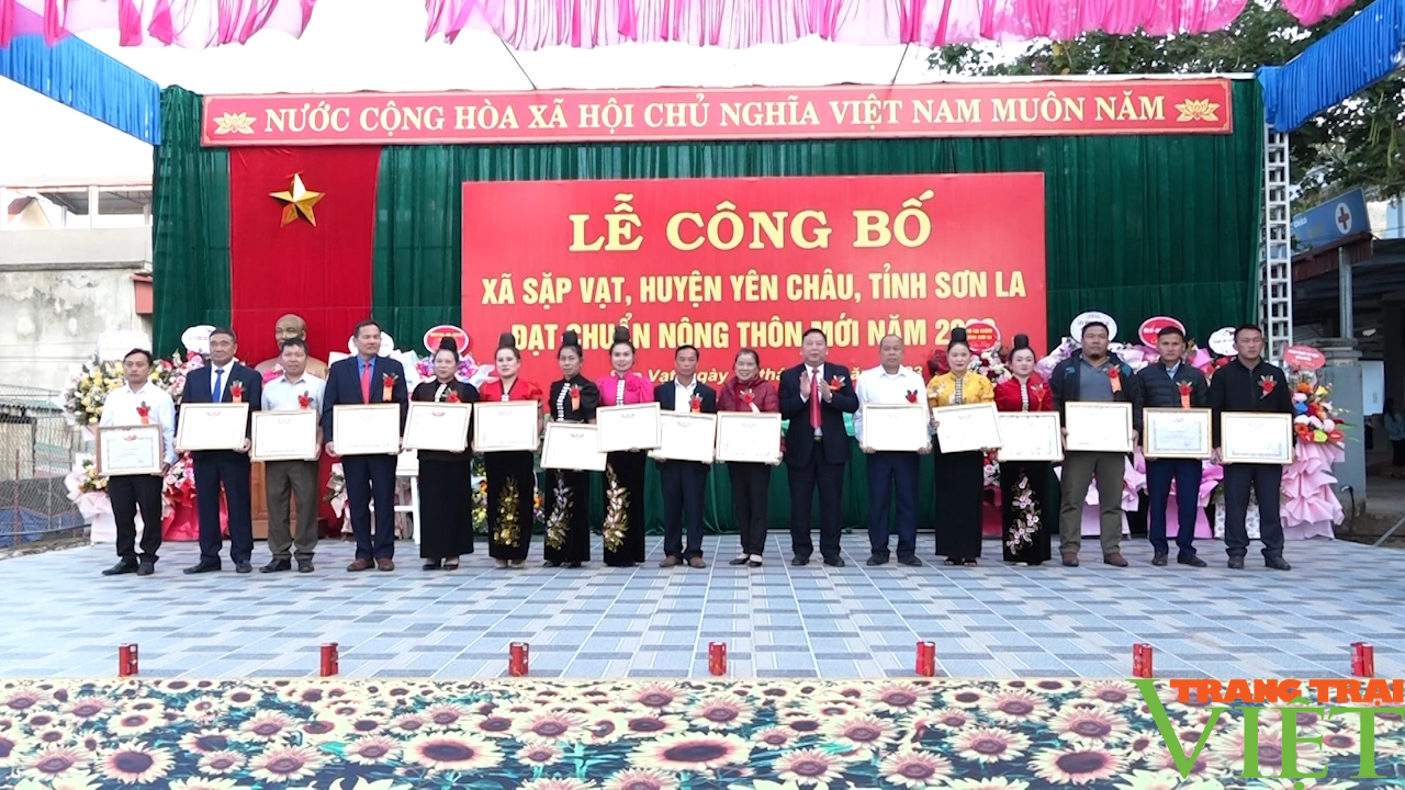 Sặp Vạt đạt chuẩn nông thôn mới - Ảnh 8.