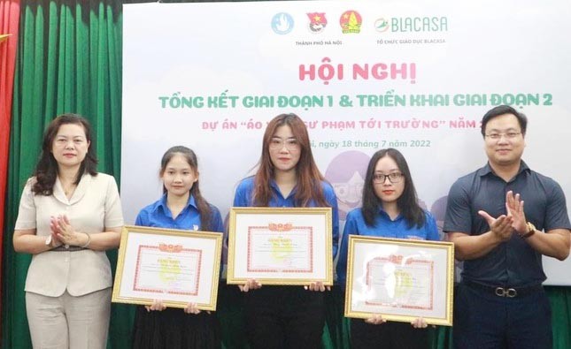 Tuyết Mai là một trong những sinh viên gương mẫu, luôn đi đầu trong các công tác Đoàn - Hội tại trường.