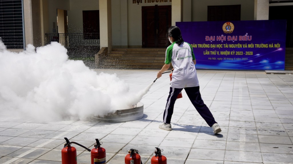 Nâng cao kỹ năng phòng cháy cho sinh viên - vấn đề cấp thiết