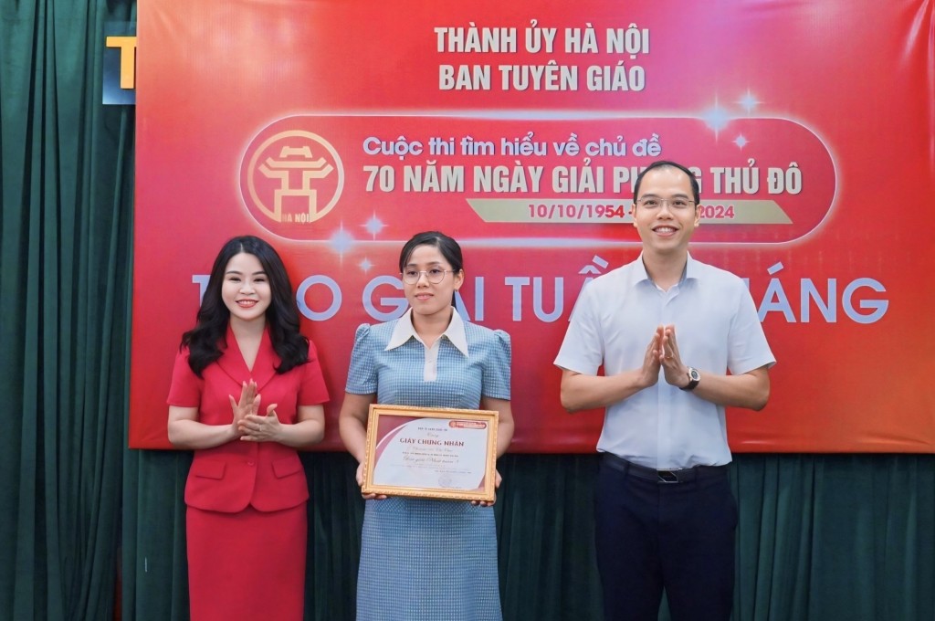 345.371 lượt thí sinh tham gia thi đợt 2