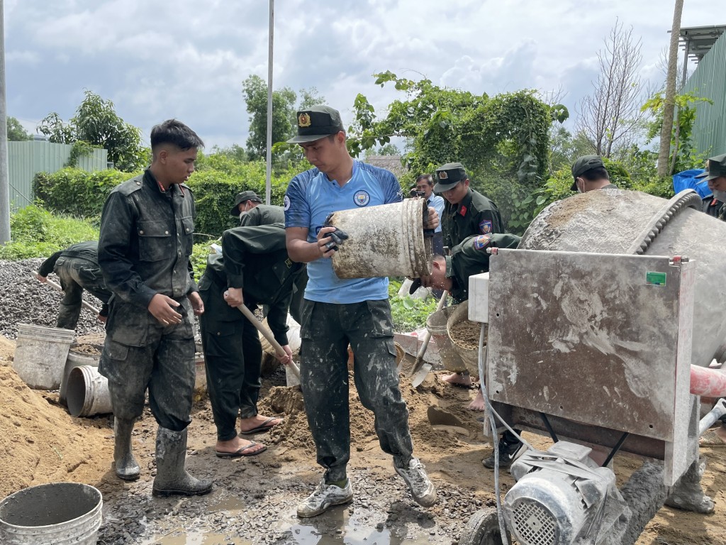 Thanh niên TP Hồ Chí Minh tích cực xây dựng Nông thôn mới