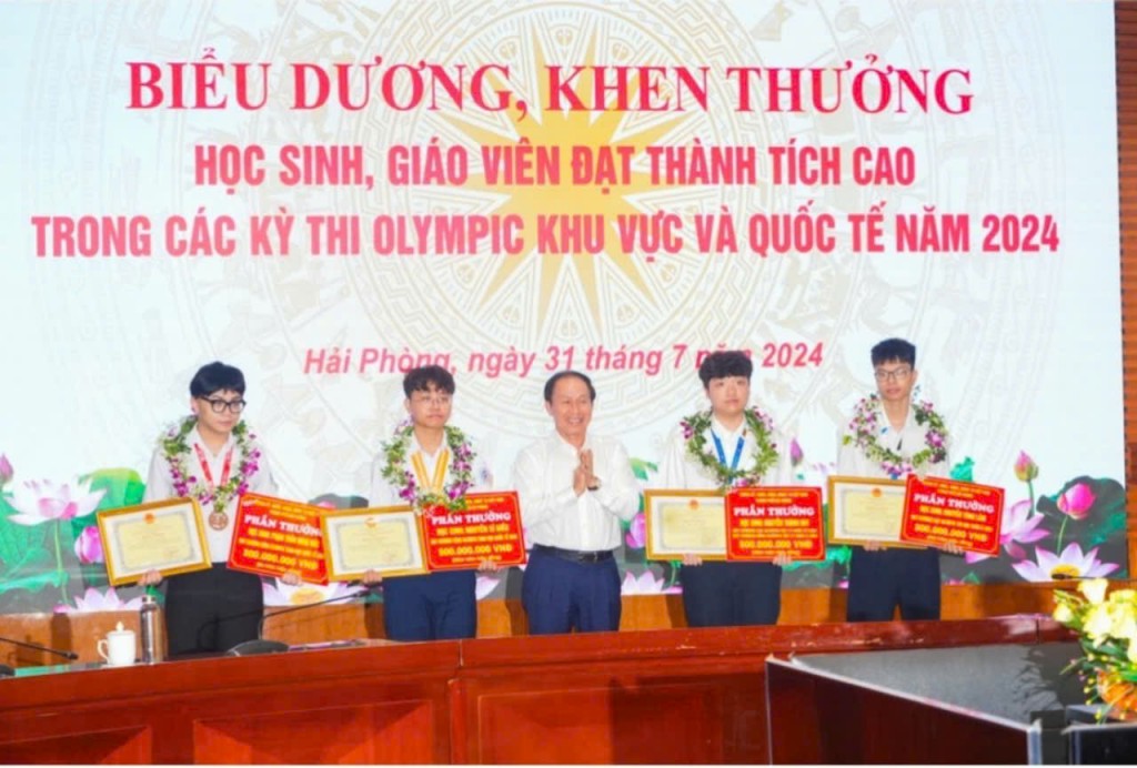 Hải Phòng: 467 đoạt giải học sinh giỏi cấp thành phố bảng A